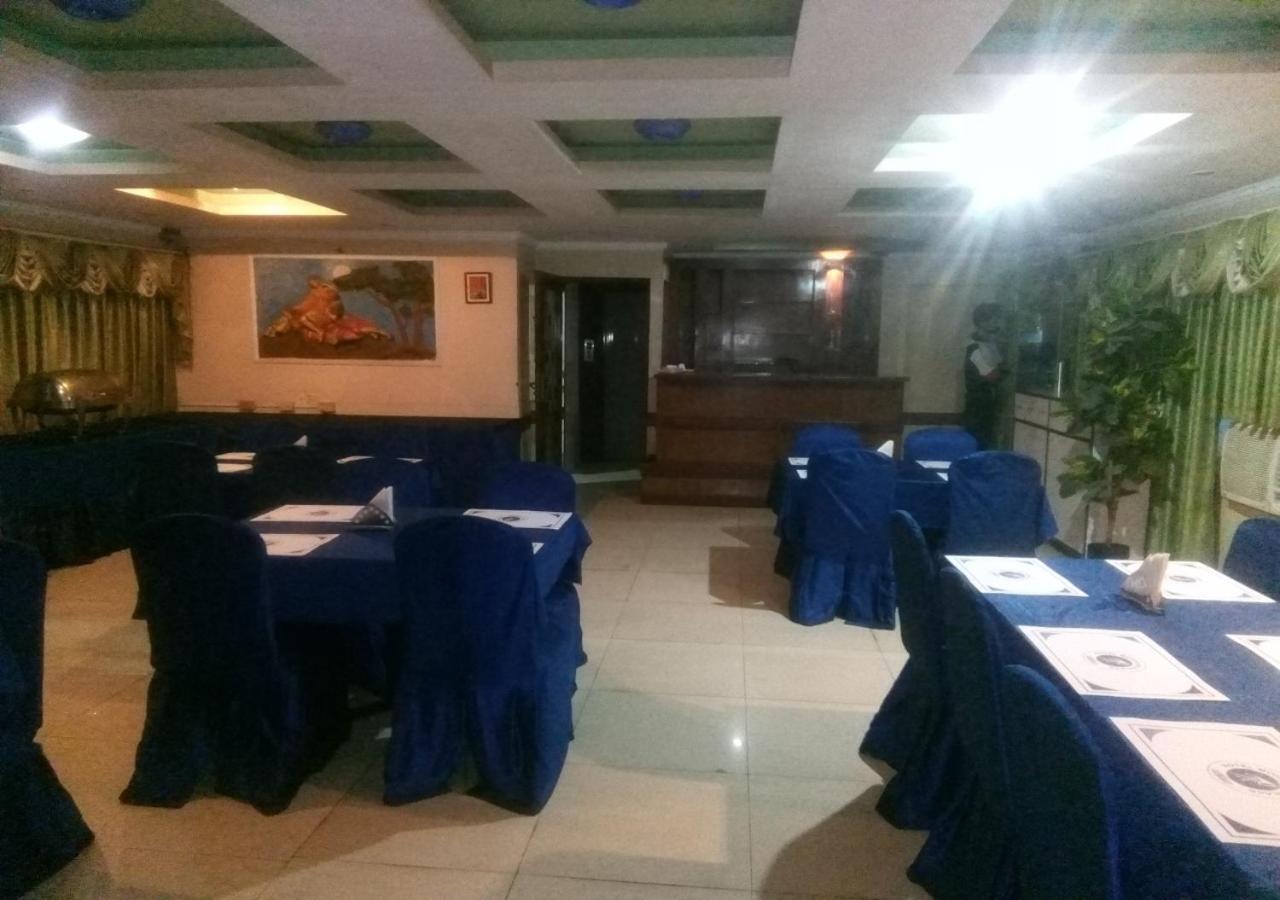 Hotel Monsoon Palace Guwahati Exterior foto