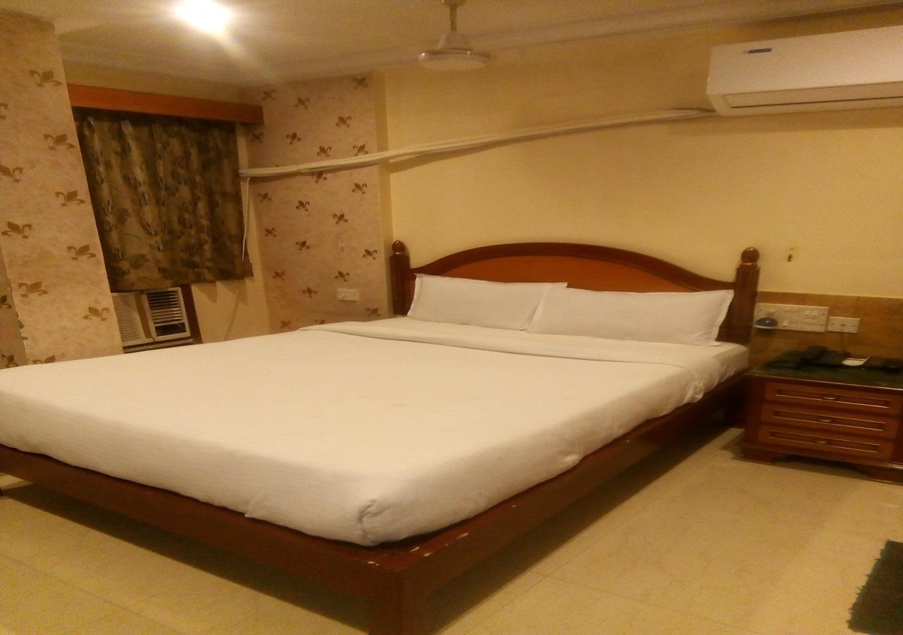 Hotel Monsoon Palace Guwahati Exterior foto
